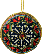 Load image into Gallery viewer, Snowflake Roundel Southwark Cathedral Decoration