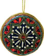 Load image into Gallery viewer, Snowflake Roundel Southwark Cathedral Decoration
